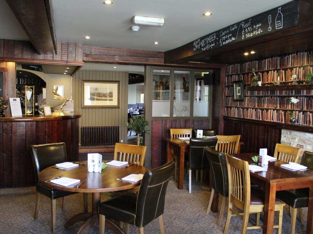 The Angel At Topcliffe Exterior photo
