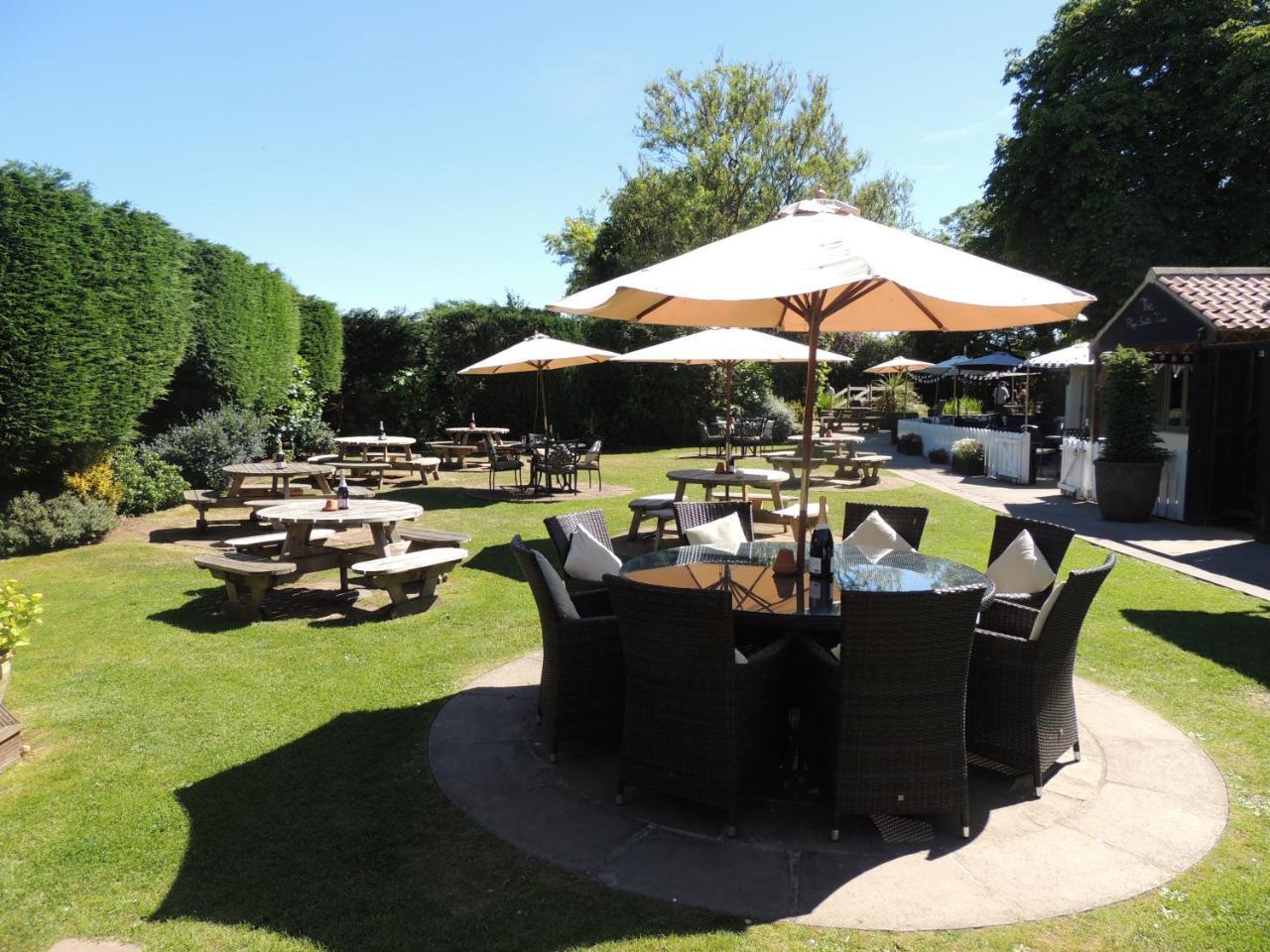 The Angel At Topcliffe Exterior photo